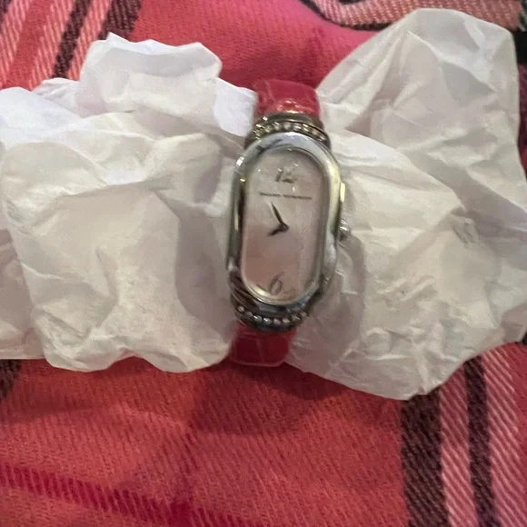 David Yurman women’s diamond stainless steel Madison watch-pink leather band - Picture 10 of 11